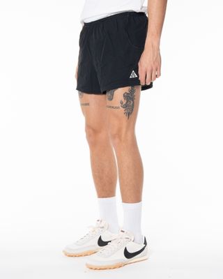 NIKE ACG TRAILWIND SHORT 3 BLACK"