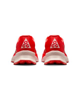 NIKE ACG ULTRAFLY TRAIL LIGHT CRIMSON