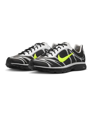 IQ8012-001-34 NIKE ZOOM STREAK 3 BLACK