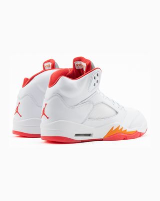 IV5678-102-5 WMNS AIR JORDAN 5 RETRO SUNSET
