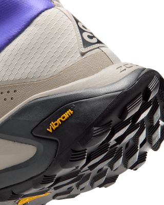 NIKE ACG ZEGAMA HIKE LT OREWOOD BROWN
