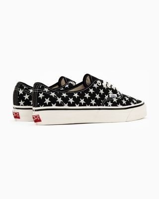 VN000EAABPT1-6 VANS LX AUTHENTIC 44 STARS BLACK