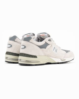 W NEW BALANCE MADE IN UK 991v1 GREY