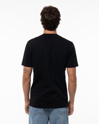 apparel-16 CARHARTT WIP SMALL HEART SS TEE BLACK