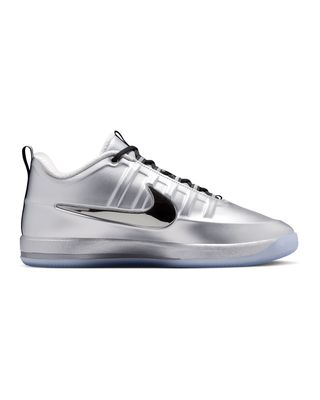 NIKE BOOK 2 IRON FIST
