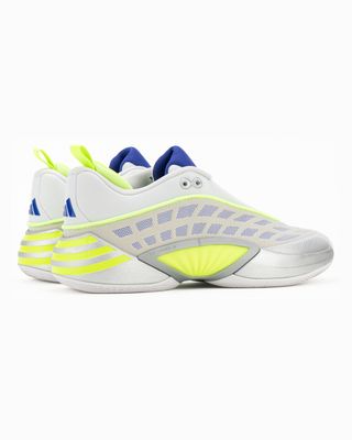 ADIDAS D.O.N. ISSUE  8 SILVER METALLIC
