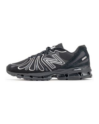 NEW BALANCE 1890 BLACK