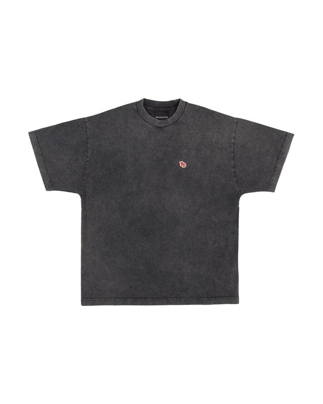 BACK DOOR PREMIUM PATCH STONE WASH TEE