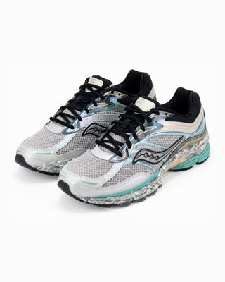 S101208-1001-4 SAUCONY PROGRID OMNI 9 DAIKANYAMA