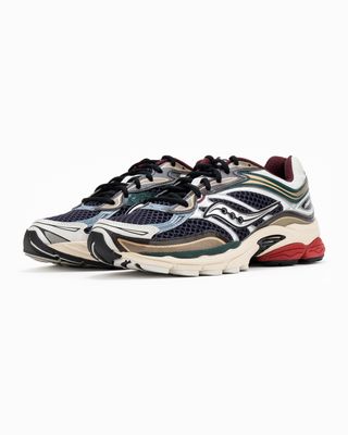 SAUCONY PROGRID OMNI 9 NAVAL