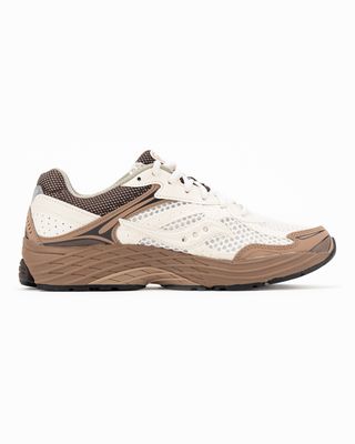 SAUCONY PROGRID OMNI 9 ALMOND