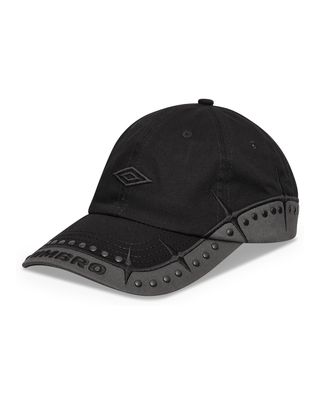 UMBRO SPIKES STUD CAP BLACK