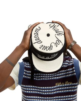 WALK IN PARIS TEDDY CAP BLACK