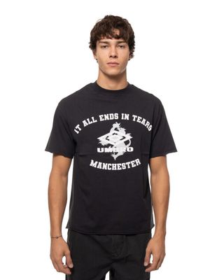 UMBRO IT ALL ENDS IN TEARS SS TEE BLACK