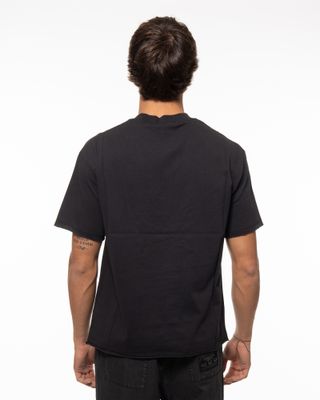 UMBRO IT ALL ENDS IN TEARS SS TEE BLACK