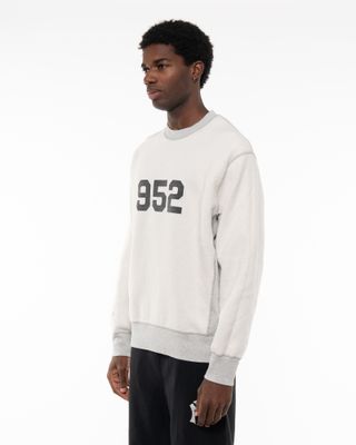CHAMPION CREWNECK SWEATSHIRT GREY