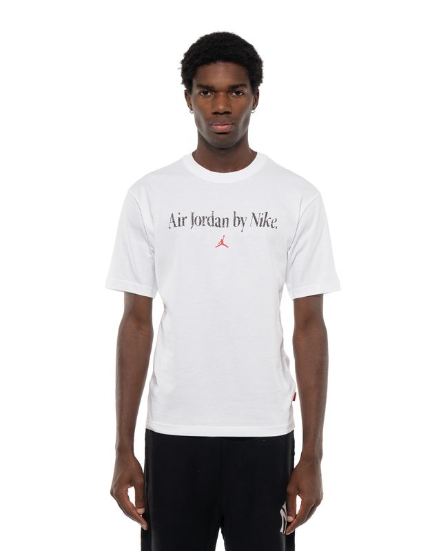JORDAN BROOKLYN SNKR 85 TEE
