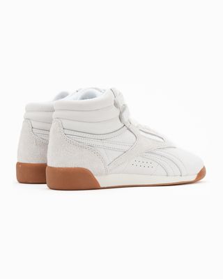 100273269-6 W REEBOK FREESTYLE HI BARELY GREY