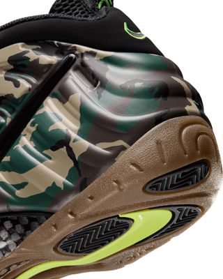 IM5204-001-2 NIKE AIR FOAMPOSITE PRO PREMIUM