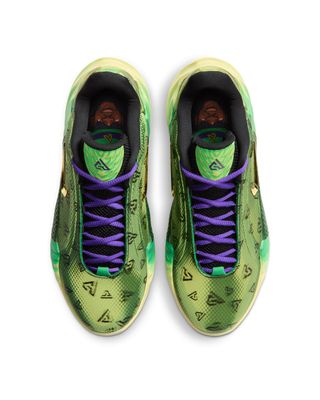 NIKE GIANNIS FREAK 8 TRICK QUESTION