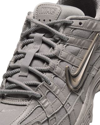 W NIKE P-6000 SE ENIGMA STONE