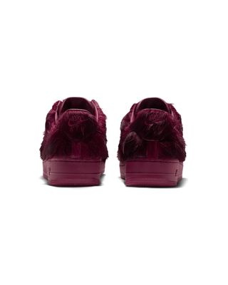 NIKE AIR FORCE 1 QS TEAM RED
