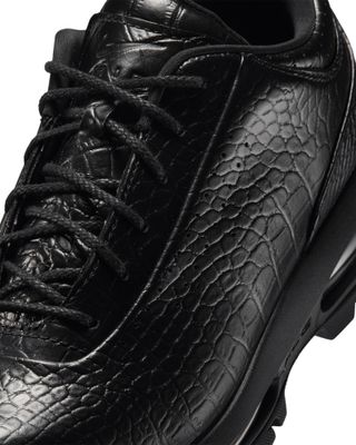 NIKE AIR MAX GOADOME LOW BLACK