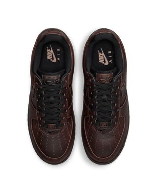 NIKE AIR FORCE 1 LOW RETRO PREMIUM BLACK