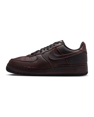 NIKE AIR FORCE 1 LOW RETRO PREMIUM BLACK