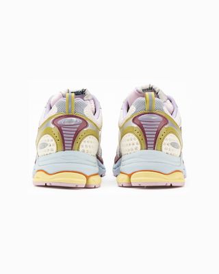 SAUCONY PROGRID TRIUMPH 4 EVELYNN WORLD